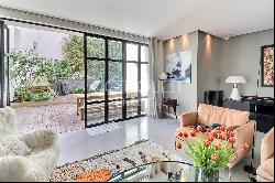 BIARRITZ - A 250 SQM TOWNHOUSE WITH ITS CHARMING GARDEN