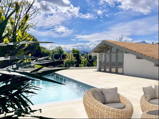 CIBOURE - A PEACEFUL 3-BED PROPERTY WITH A SWIMMING POOL