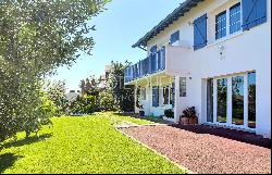 A VILLA NEAR ERROMARDIE BEACH