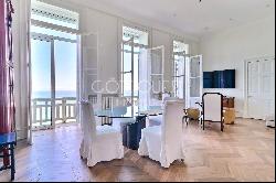 BIARRITZ CÔTE DES BASQUES – A LUXURIOUS APARTMENT COMMANDING AN OCEAN VIEW