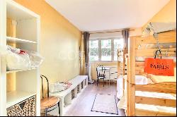 SAINT-JEAN-DE-LUZ  -  AN APARTMENT WITH A TERRACE ENJOYING AN OCEAN VIEW. WITH A PARKING 