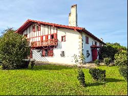 SOURAÏDE, NEAR ESPELETTE – A SPACIOUS PERIOD PROPERTY