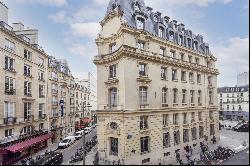 Paris 2nd District – A superb 3-bed apartment