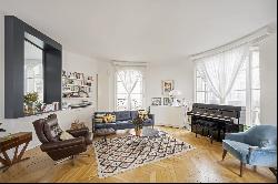 Paris 2nd District – A superb 3-bed apartment