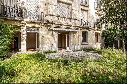 Neuilly-sur-Seine  - A 5-bed apartment with a garden