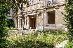 Neuilly-sur-Seine  - A 5-bed apartment with a garden