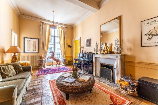 Paris 5th District -  A peaceful 3-bed apartment