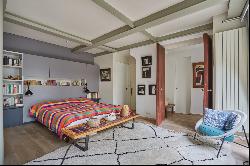 Paris 9th District - A 3-bed apartment with a garden