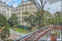 Paris 16th District – An ideal pied a terre