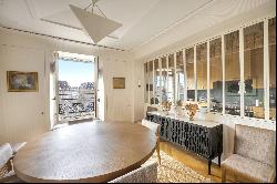 Paris 1st District – An exceptional period Town House