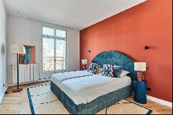 Paris 8th District – A superb 5-bed apartment with a balcony