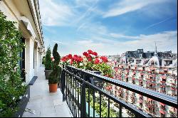 Paris 8th District – An exceptional penthouse apartment