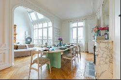 Neuilly-sur-Seine  -  A furnished family apartment