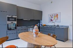 Neuilly-sur-Seine  -  A furnished family apartment