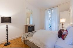 Neuilly-sur-Seine  -  A furnished family apartment