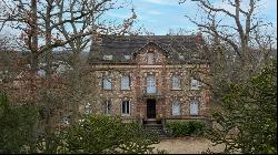 Normandy, 1h20 from Paris. A superb period mansion set in about 6500 sqm of grounds. Grea