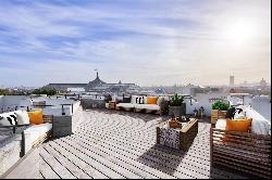 Paris 8th District – A superb penthouse apartment with terraces