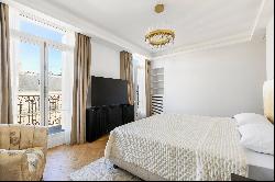 Paris 8th District – A meticulously renovated 4-bed apartment