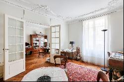 Paris 7th District – An ideal pied a terre