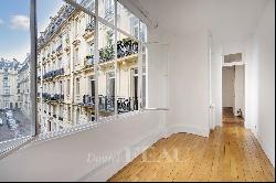 Paris 17th District – A superb 3-bed apartment