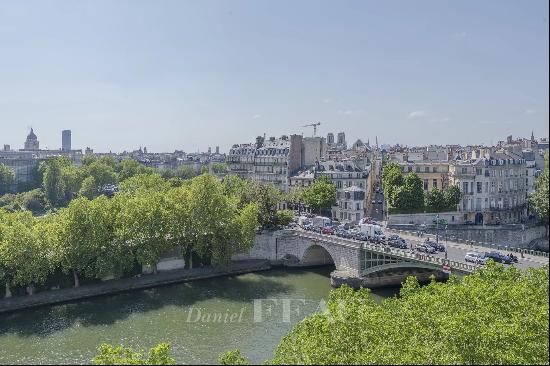 Paris 4th District - An ideal pied a terre