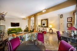 Paris 4th District - A magnificent property in a prime location