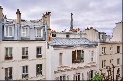 Paris 7th District –  A 2-bed apartment with a terrace