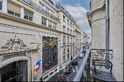 Paris 7th District – An ideal pied a terre