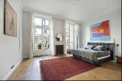 Paris 3rd District –  An exceptional 3-bed apartment in a period private mansion