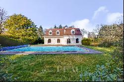 Les Loges-en Josas  -  An ideal family home with an extensive garden and a swimming pool