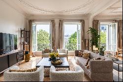 Paris 7th District – A magnificent 3-bed apartment