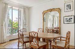 Paris 6th District - A bright and spacious 2/3 bed apartment