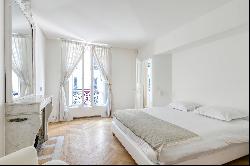 Paris 6th District – A bright and spacious 2/3 bed apartment