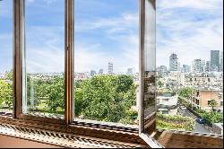 Neuilly-sur-Seine  -  A 5-bed family apartment