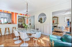 Paris 6th District - An elegant 3-bed apartment