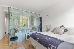 Paris 7th District – A bright 3-bed apartment enjoying superb views