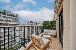 Paris 16th District – A renovated 3-bed apartment