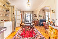 Paris 16th District – A 3-bed family apartment