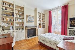 Paris 16th District - An elegant 3/4 bed apartment