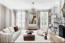 Paris 16th District - An elegant 3/4 bed apartment