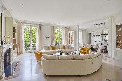 Paris 16th District - An exceptional 4-bed apartment