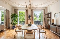 Paris 7th District – A superb 3-bed apartment