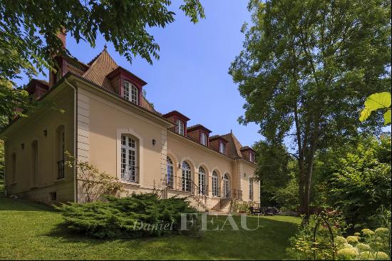 Versailles Glatigny - An exceptional family home