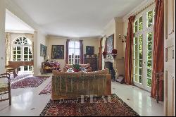 Versailles Glatigny – An exceptional family home