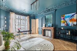 Paris 8th District - A renovated 4-bed apartment