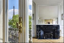 Paris 16th District – A superb 3-bed apartment with a view on Eiffel Tower