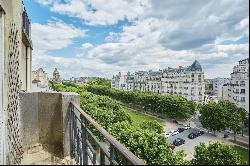 Paris 7th District – An ideal pied a terre