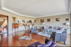 Neuilly-sur-Seine  - An ideal pied a terre