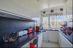 Neuilly-sur-Seine  - An ideal pied a terre