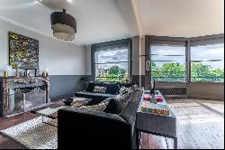 Neuilly-sur-Seine  -  A 4/5 bed apartment